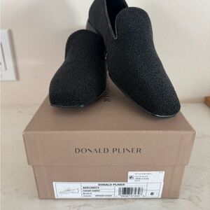 NWT- Donald Pliner Women’s Textured Black Adeline Loafers in Caviar